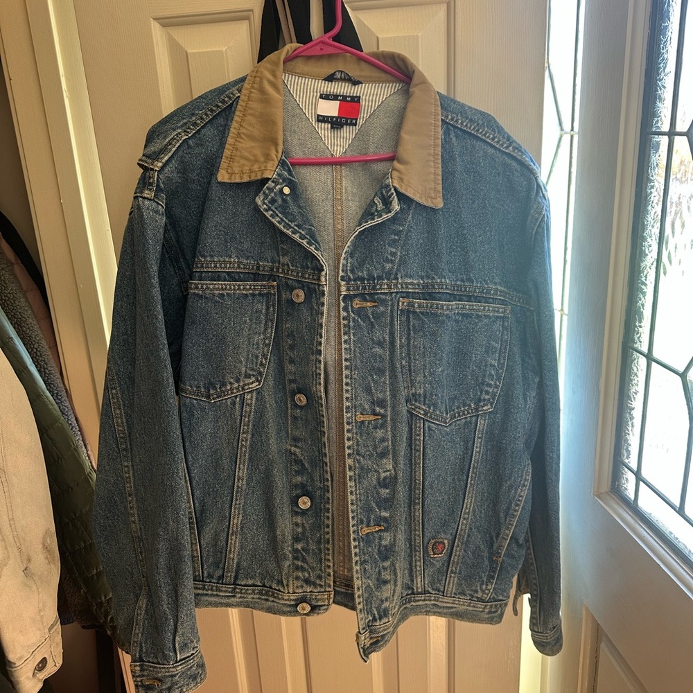 Vintage Tommy Hilfiger Denim Jacket with Tan Collar
